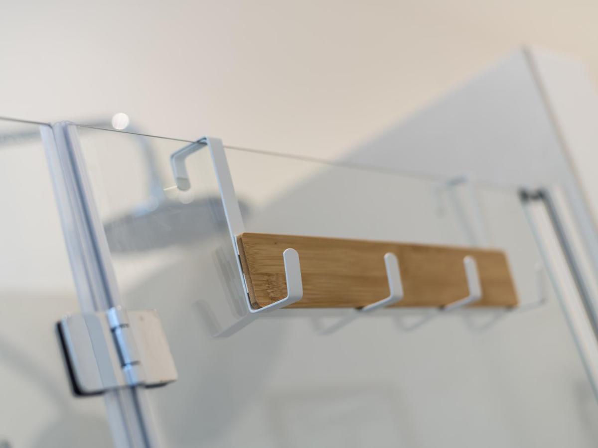 Hochwertige Altbauwohnung Im Modernen Stil In Wiesbaden - Kueche - Terrasse - Wlan - Zentral Luaran gambar